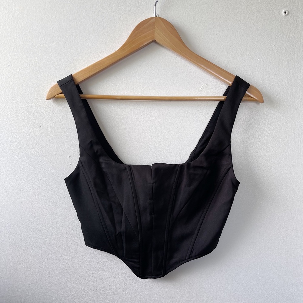 ▪️NWOT Missguided Black Corset Top▪️